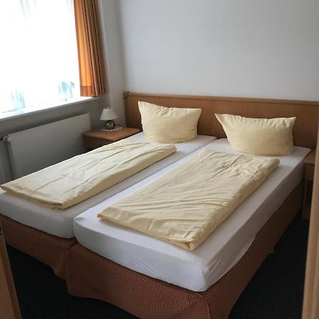 Schonkirchen Arp'S Gasthof מראה חיצוני תמונה