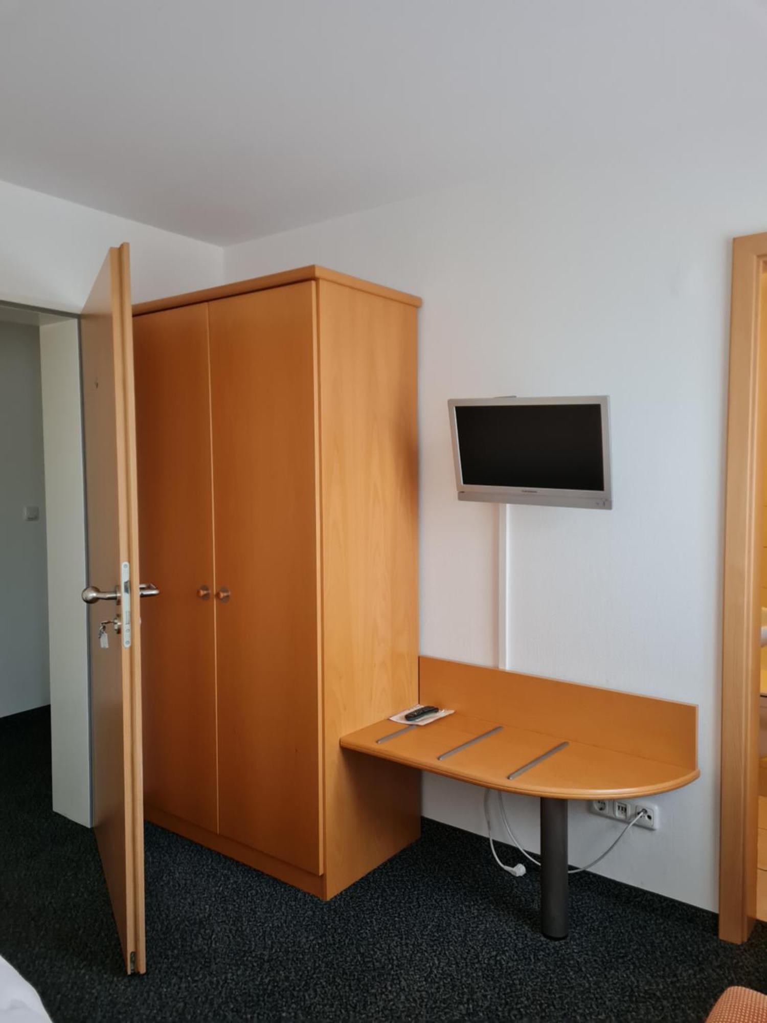 Schonkirchen Arp'S Gasthof מראה חיצוני תמונה